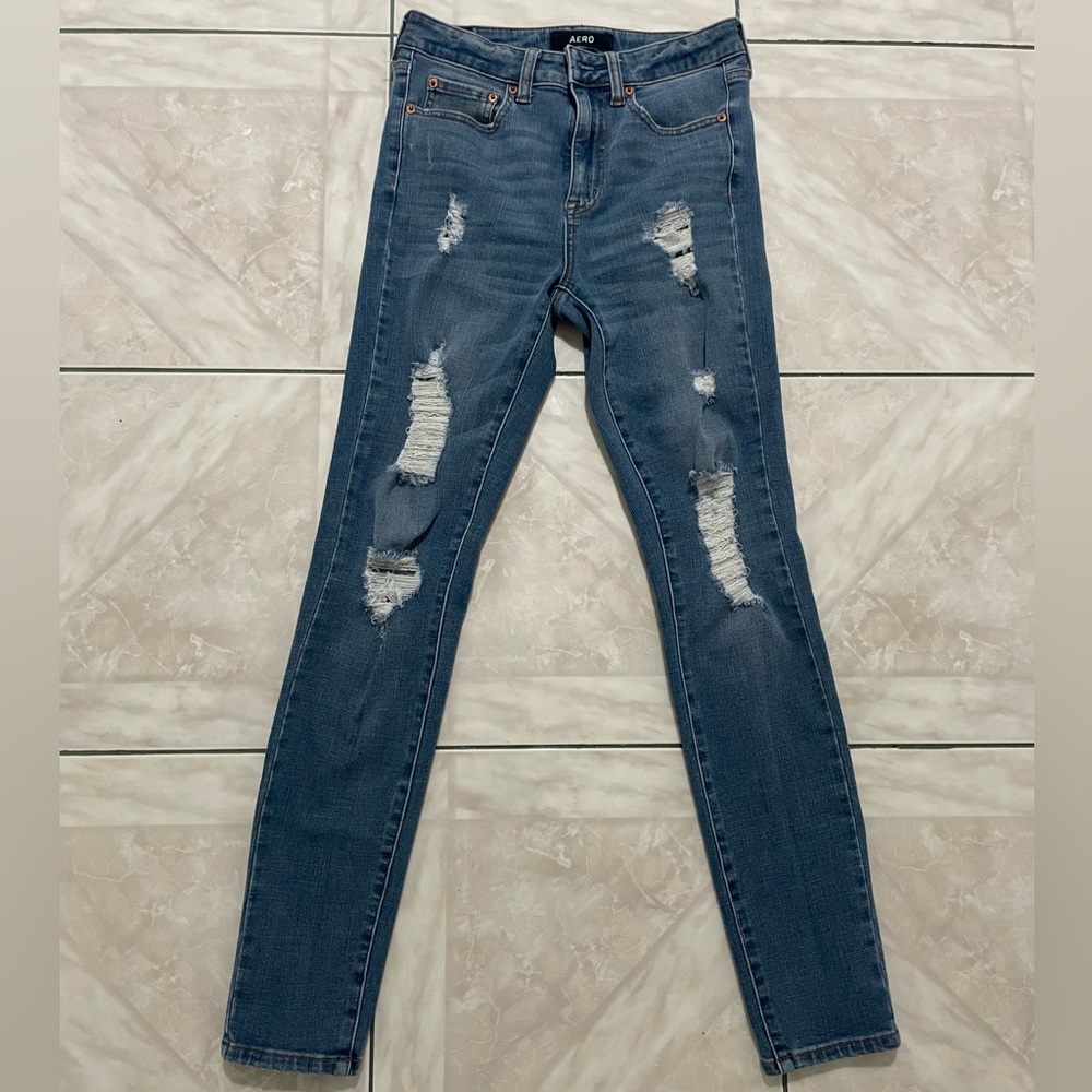 Aero High Rise Jegging